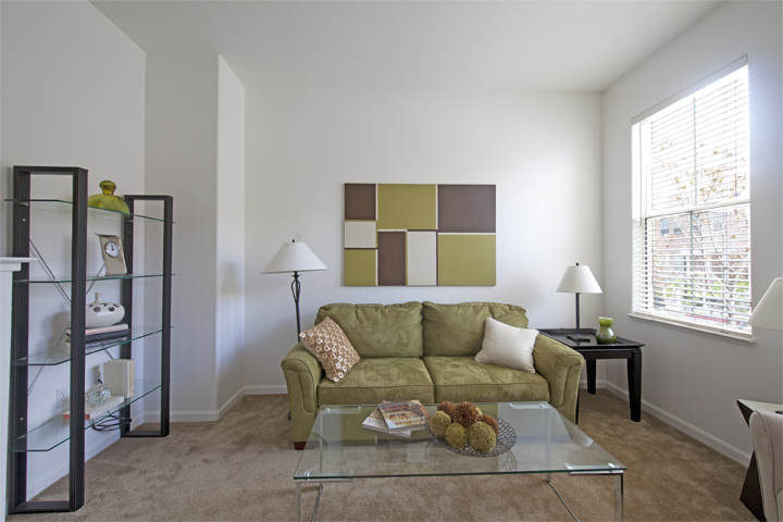 Living Room (B) picture - 118 Pacchetti Way, Mountain View 94040