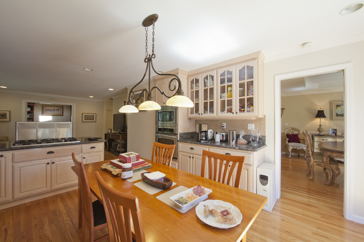 Kitchen (A) Picture - 7960 Sunderland Dr, Cupertino 95014 Kitchen (A) picture - 7960 Sunderland Dr, Cupertino 95014