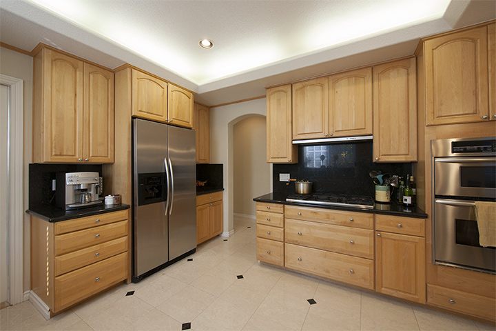 Kitchen (C) Picture - 11720 Winding Way, Los Altos 94024 Kitchen (C) picture - 11720 Winding Way, Los Altos 94024