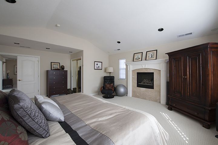 Master Bedroom (B) Picture - 11720 Winding Way, Los Altos 94024 Master Bedroom (B) picture - 11720 Winding Way, Los Altos 94024