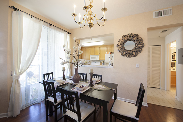 Dining Area (A) Picture - 401 Baltic Cir 429, Redwood Shores 94065 Dining Area (A) picture - 401 Baltic Cir 429, Redwood Shores 94065
