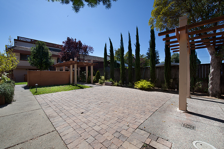 Open Area picture - 4159 El Camino Way, Unit N, Palo Alto 94306
