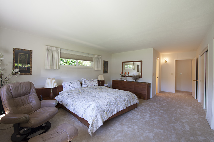 Master Bedroom (B) Picture - 1085 Golden Way, Los Altos 94024 Master Bedroom (B) picture - 1085 Golden Way, Los Altos 94024