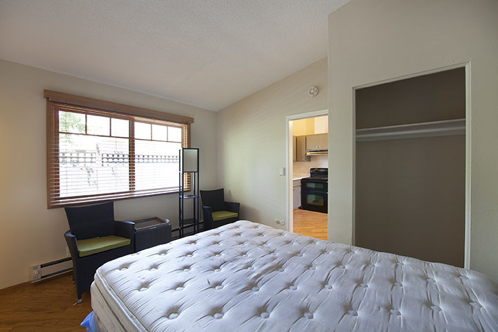 Bedroom 2 picture - 2251 Harvard St, Palo Alto 94306