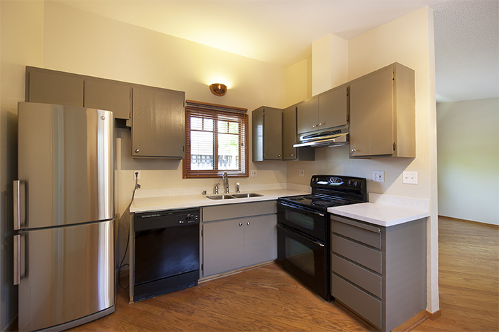 2251 Harvard St, Palo Alto - Kitchen