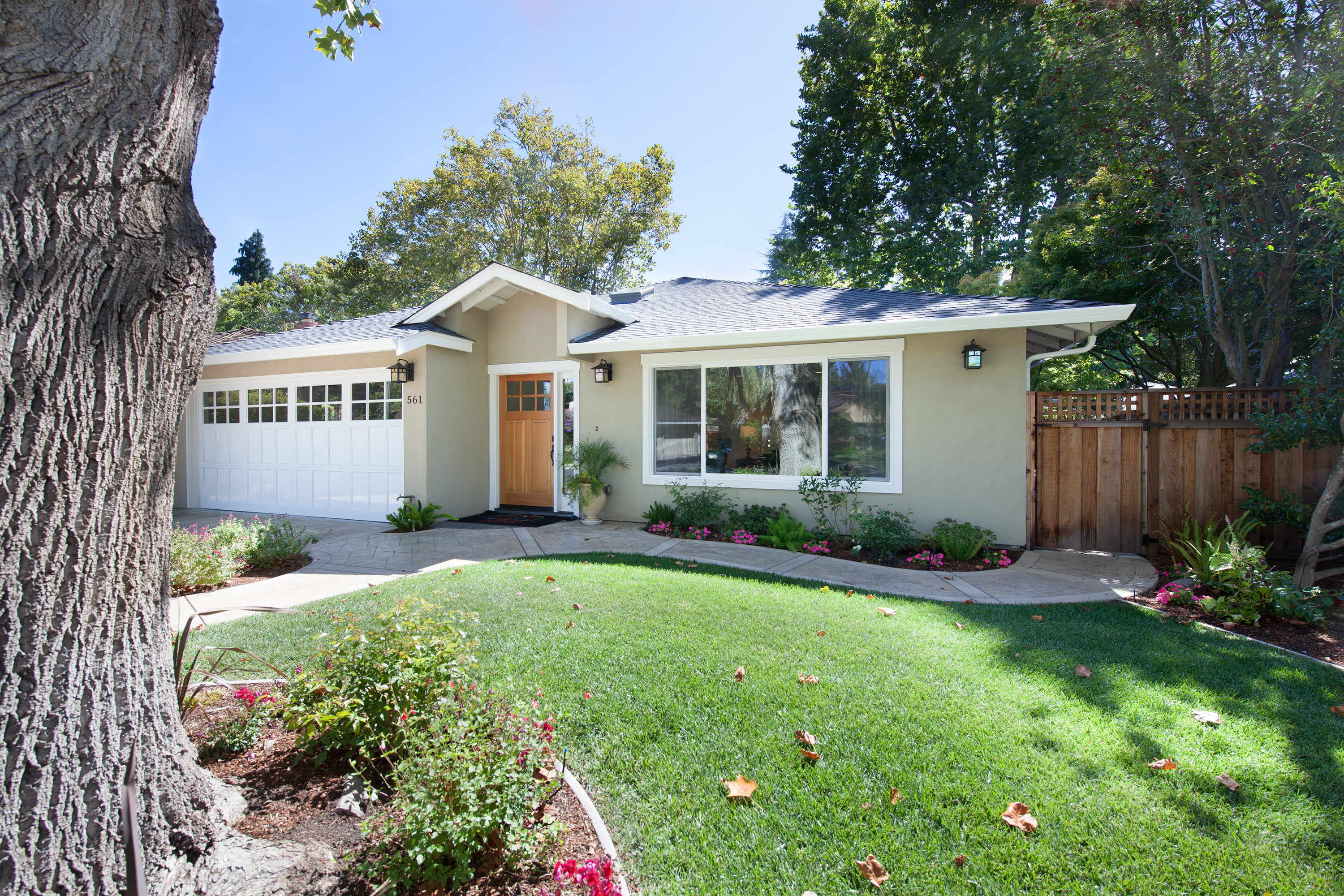 Hilbar Ln - Green Gables Neighborhood