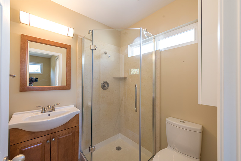 Bathroom 3 (A) Picture - 3776 La Donna Ave, Palo Alto 94306 Bathroom 3 (A) picture - 3776 La Donna Ave, Palo Alto 94306