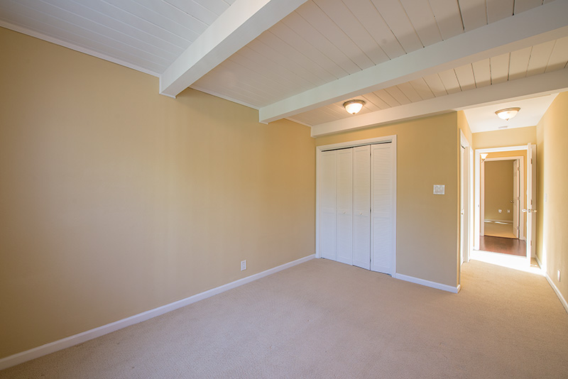 Bedroom 4 (B) picture - 3776 La Donna Ave, Palo Alto 94306