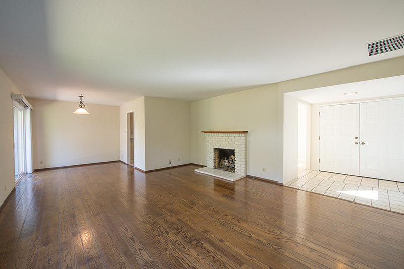 Living Room (B) Picture - 840 La Para Ave, Palo Alto 94306 Living Room (B) picture - 840 La Para Ave, Palo Alto 94306