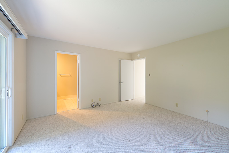 Master Bedroom (B) picture - 840 La Para Ave, Palo Alto 94306