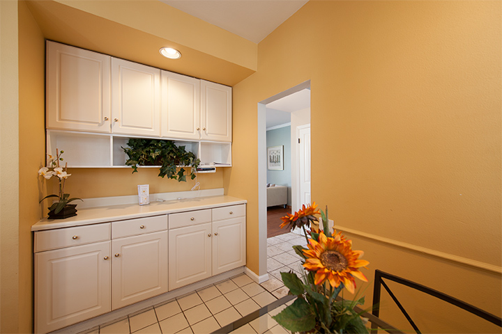 Breakfast Pantry (A) picture - 405 Mendocino Way, Redwood Shores 94065