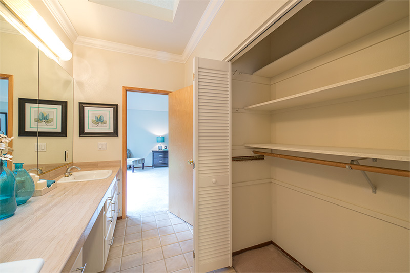Master Bath (D) picture - 1705 Orr Ct, Los Altos 94024