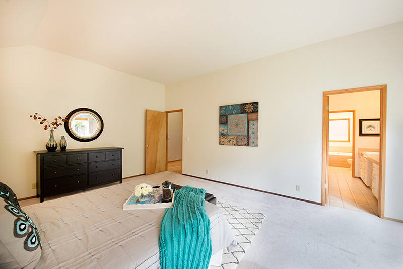 Master Bedroom (C) picture - 1705 Orr Ct, Los Altos 94024