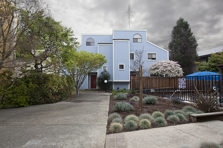 221 Rengstorff Ave, Mountain View - Home For Sale