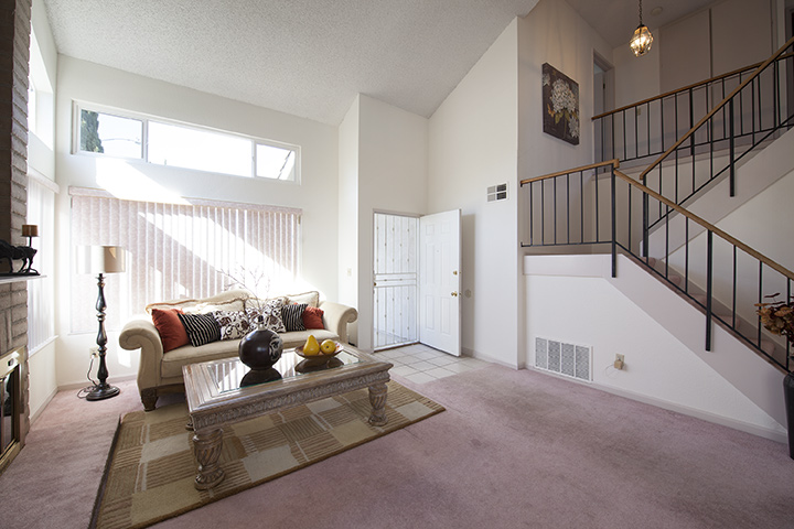 Living Room (B) picture - 1609 Stanwich Rd, San Jose 95131