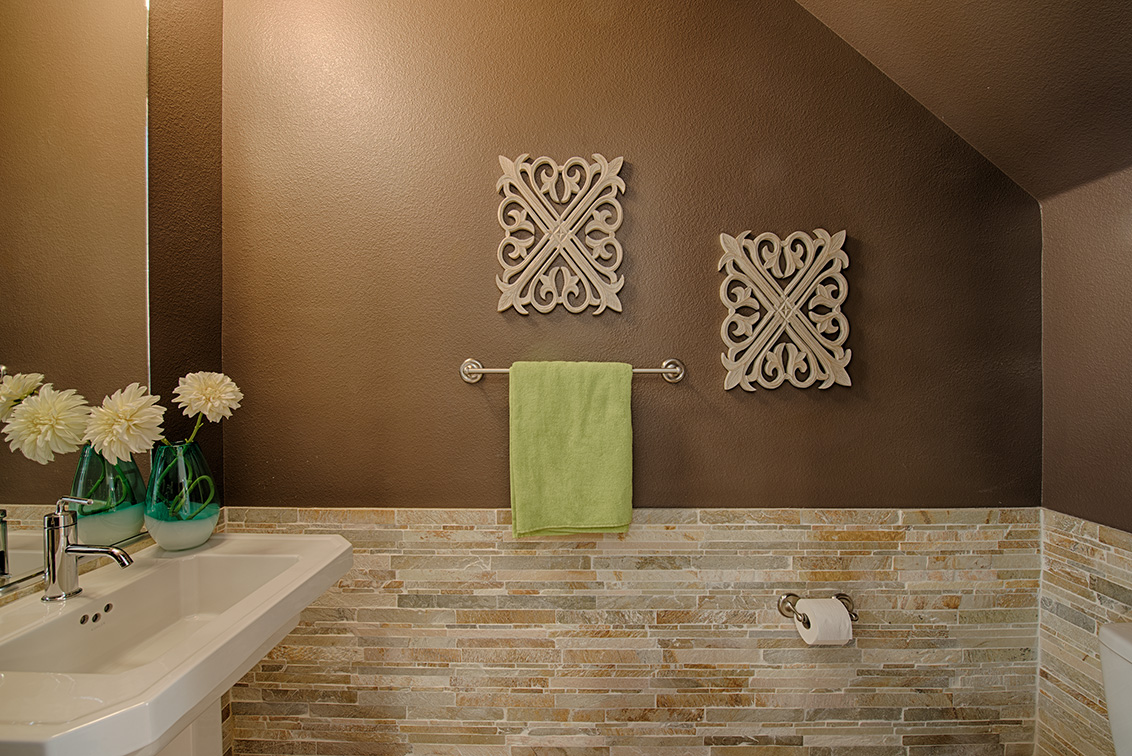 Half Bath picture - 860 Altaire Walk, Palo Alto 94303