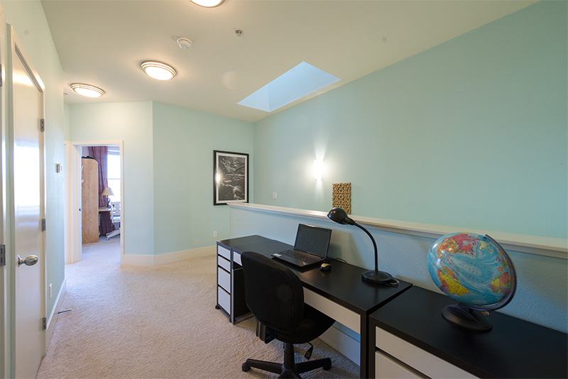 Upstairs Landing picture - 893 Altaire Walk, Unit 102, Palo Alto 94303