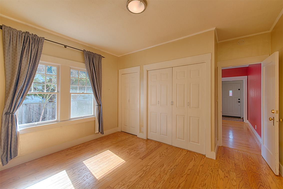 Bedroom 1 picture - 229 Byron St, Palo Alto 94301