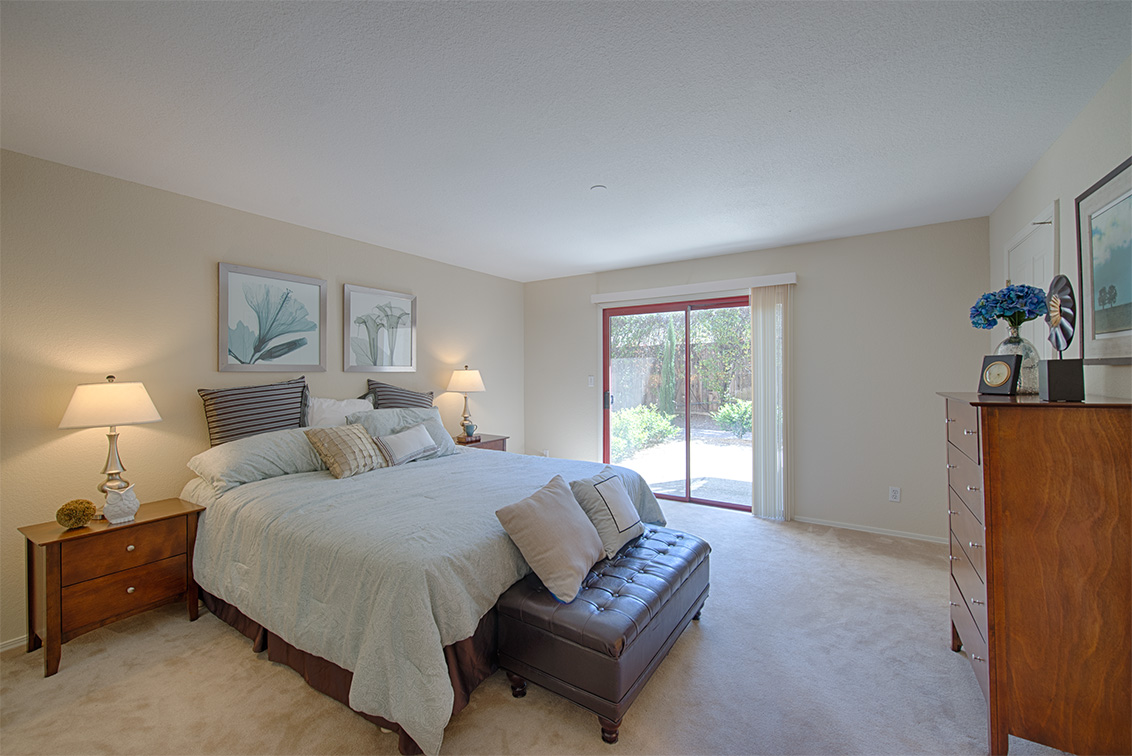 Bedroom 1 picture - 4159 El Camino Way, Unit B, Palo Alto 94306