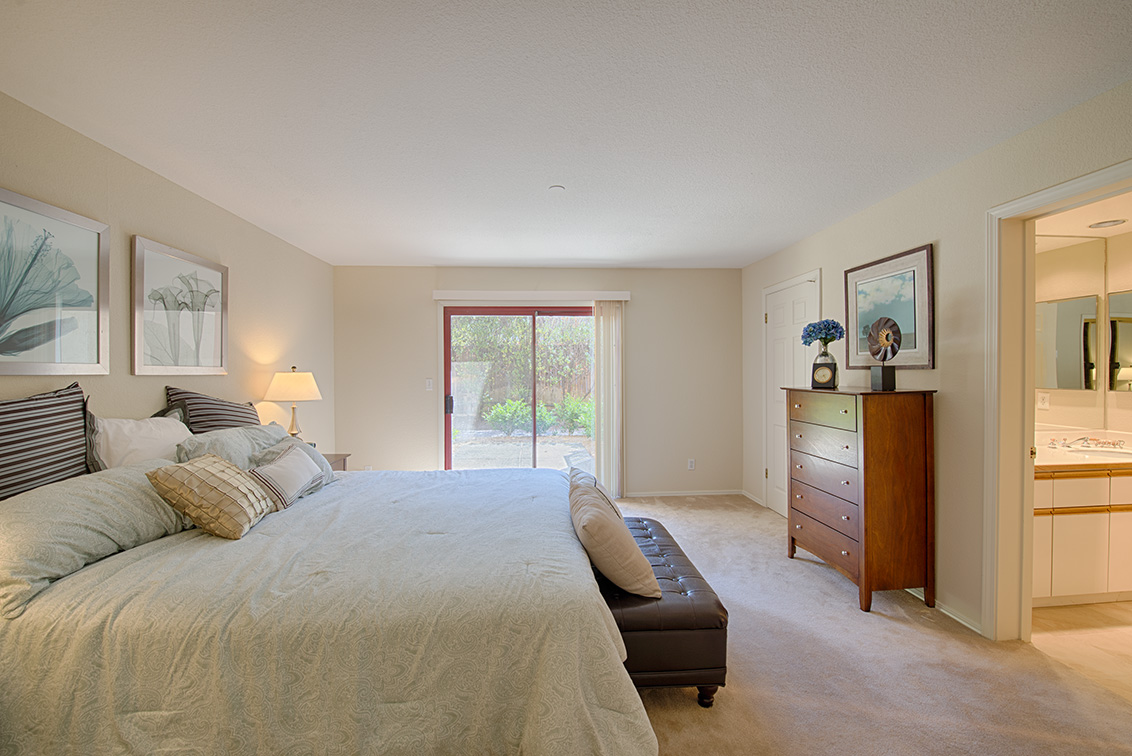 Bedroom 1 picture - 4159 El Camino Way, Unit B, Palo Alto 94306