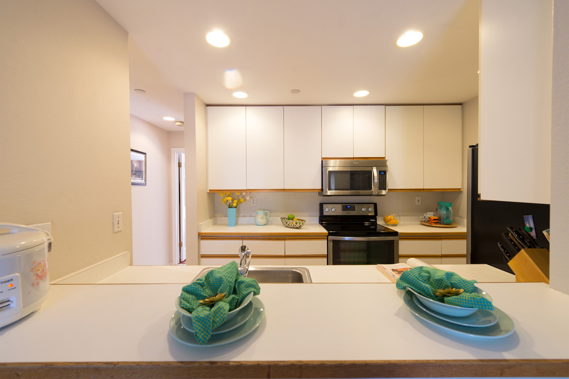 Kitchen picture - 4159 El Camino Way, Unit E, Palo Alto 94306