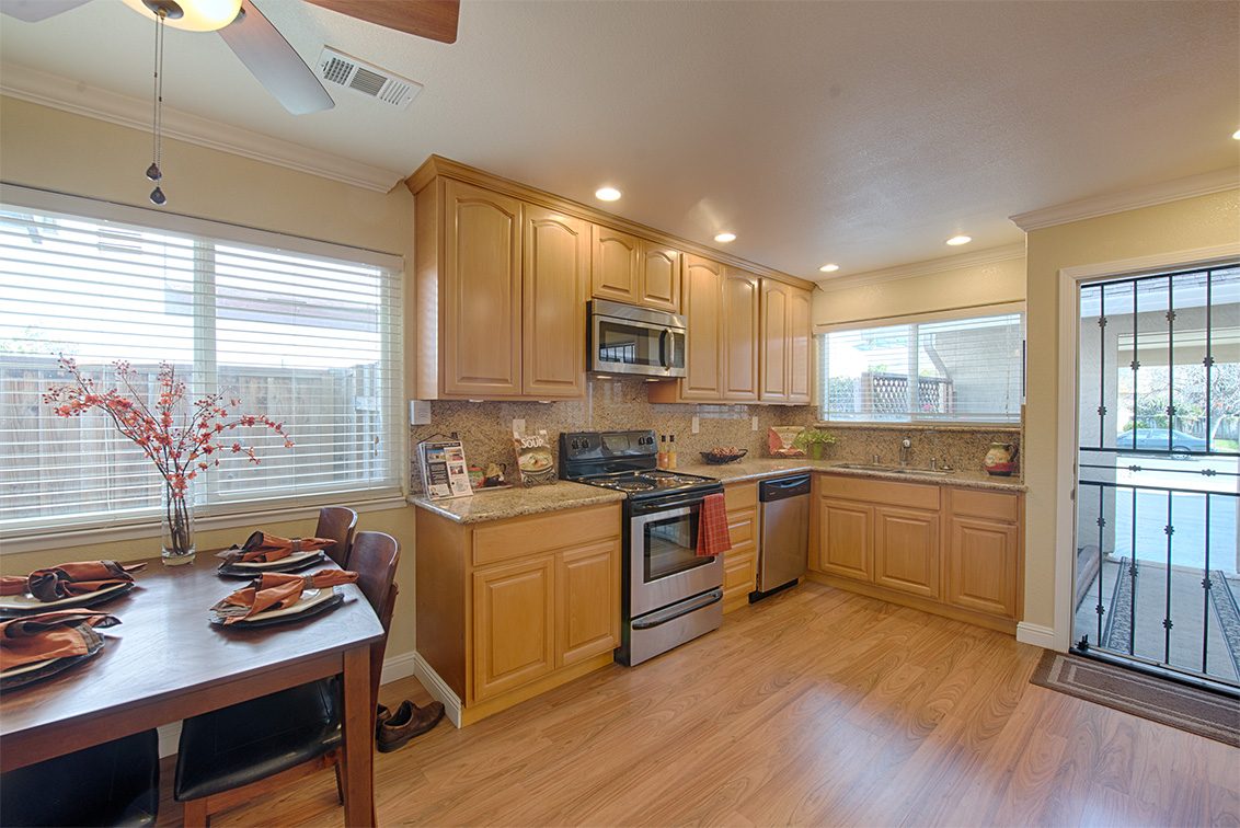 Kitchen (B) picture - 37851 Essanay Pl, Fremont 94536
