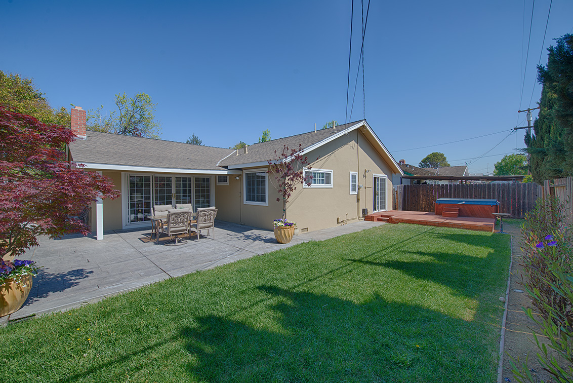 Backyard (B) picture - 1932 Foxworthy Ave, San Jose 95124