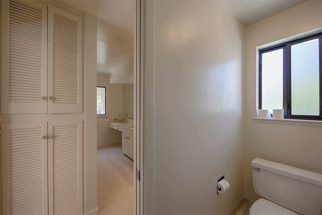 Master Bath picture - 524 Gerona Rd, Stanford 94305