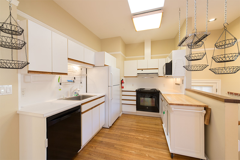 Back Kitchen (B) Picture - 424 Homer Ave, Palo Alto 94301 Back Kitchen (B) picture - 424 Homer Ave, Palo Alto 94301