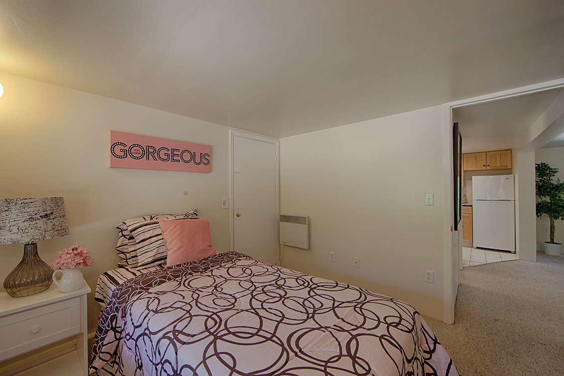Downstairs Bedroom picture - 1321 Hopkins Ave, Palo Alto 94301