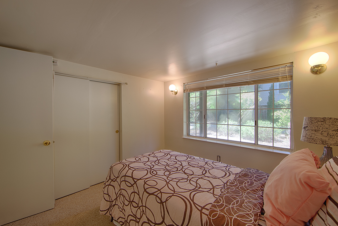 Downstairs Bedroom picture - 1321 Hopkins Ave, Palo Alto 94301