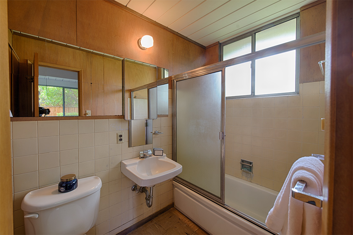 Master Bath (A) Picture - 872 Marshall Dr, Palo Alto 94303 Master Bath (A) picture - 872 Marshall Dr, Palo Alto 94303