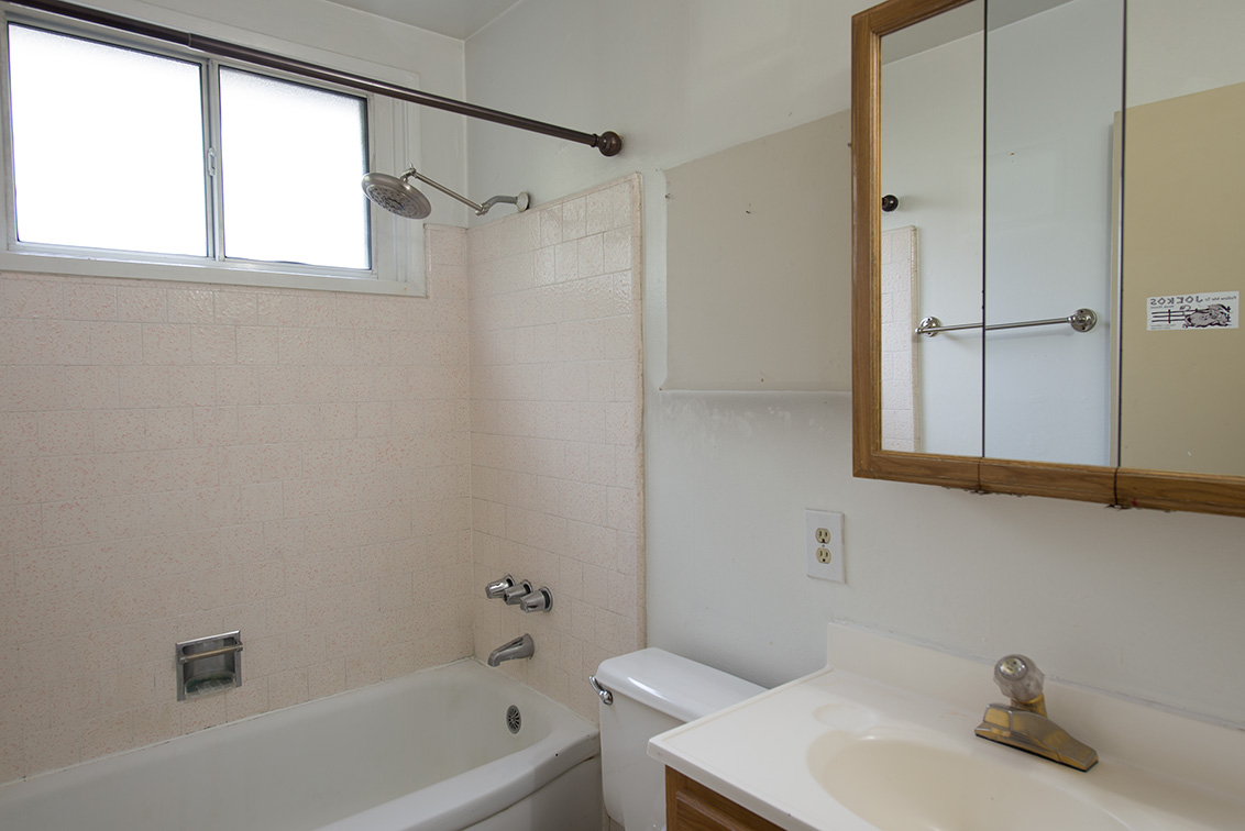 Bathroom (A) Picture - 714 Montrose Ave, Palo Alto 94303 Bathroom (A) picture - 714 Montrose Ave, Palo Alto 94303