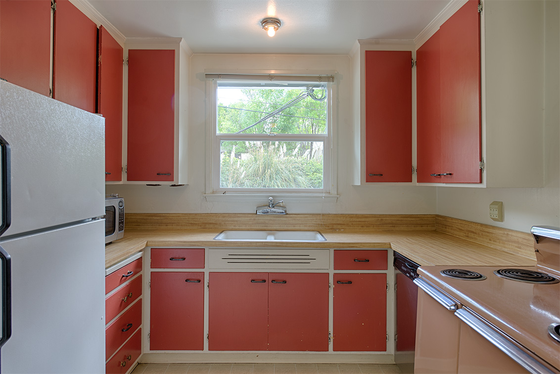 Kitchen (A) Picture - 714 Montrose Ave, Palo Alto 94303 Kitchen (A) picture - 714 Montrose Ave, Palo Alto 94303