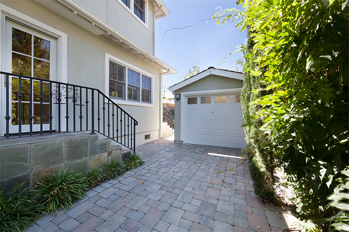 Garage (A) Picture - 3396 Park Blvd, Palo Alto 94306 Garage (A) picture - 3396 Park Blvd, Palo Alto 94306