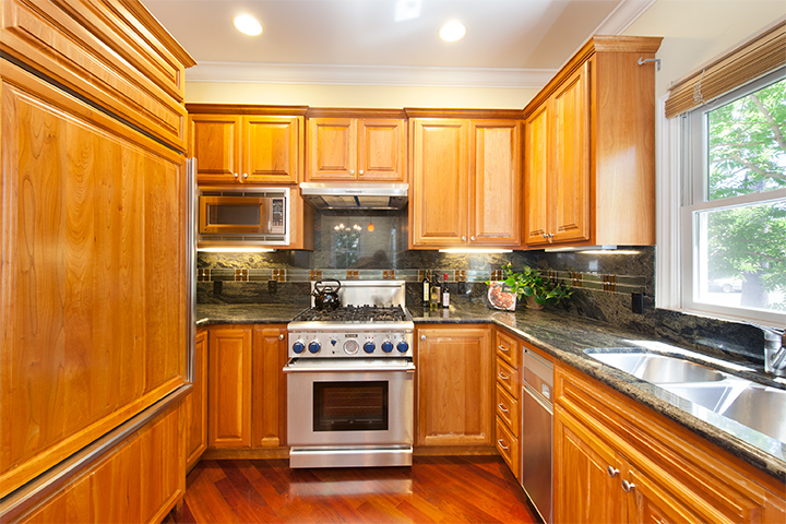Kitchen (C) Picture - 3396 Park Blvd, Palo Alto 94306 Kitchen (C) picture - 3396 Park Blvd, Palo Alto 94306
