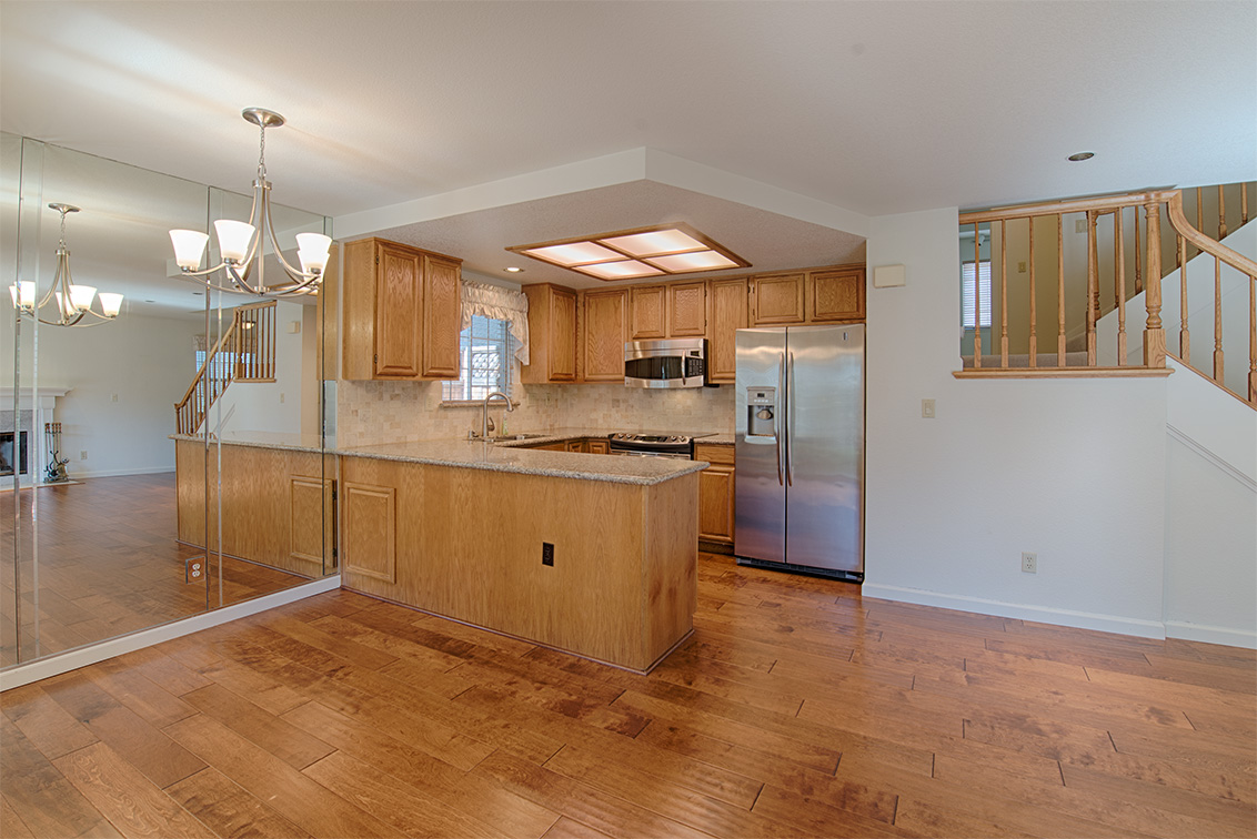 Dining Kitchen (A) Picture - 1816 Park Vista Cir, Santa Clara 95050 Dining Kitchen (A) picture - 1816 Park Vista Cir, Santa Clara 95050