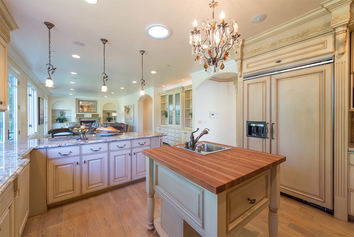 Kitchen (D) Picture - 881 Parma Way, Los Altos 94024 Kitchen (D) picture - 881 Parma Way, Los Altos 94024