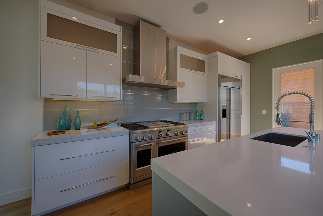 Kitchen (D) picture - 462 Pettis Ave, Mountain View 94041