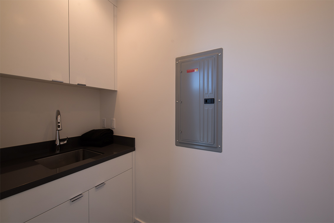 Laundry (A) picture - 462 Pettis Ave, Mountain View 94041