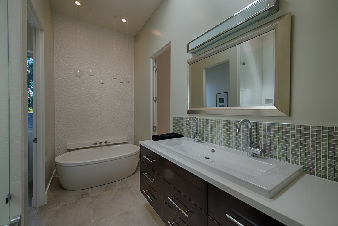 Master Bath (A) picture - 462 Pettis Ave, Mountain View 94041
