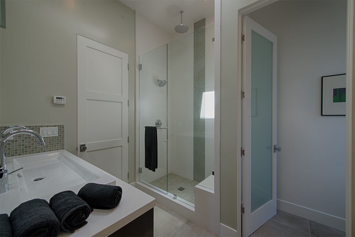 Master Bath (B) picture - 462 Pettis Ave, Mountain View 94041