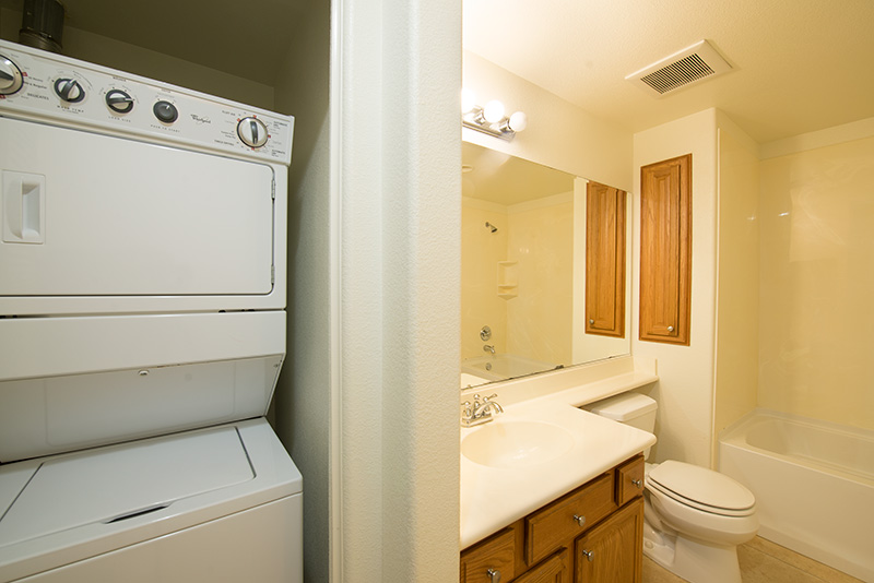 Laundry (A) picture - 600 S Abel St 223, Milpitas 95035
