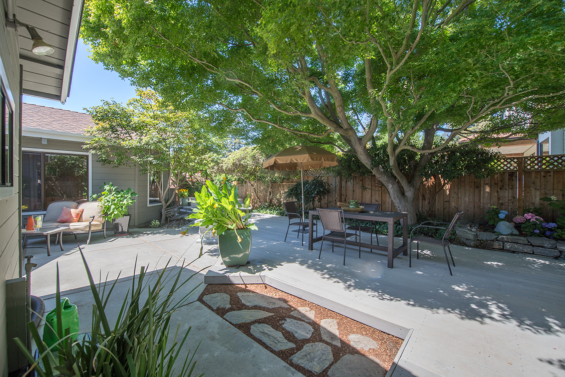 Back Yard (C) Picture - 4237 Suzanne Dr, Palo Alto 94306 Back Yard (C) picture - 4237 Suzanne Dr, Palo Alto 94306