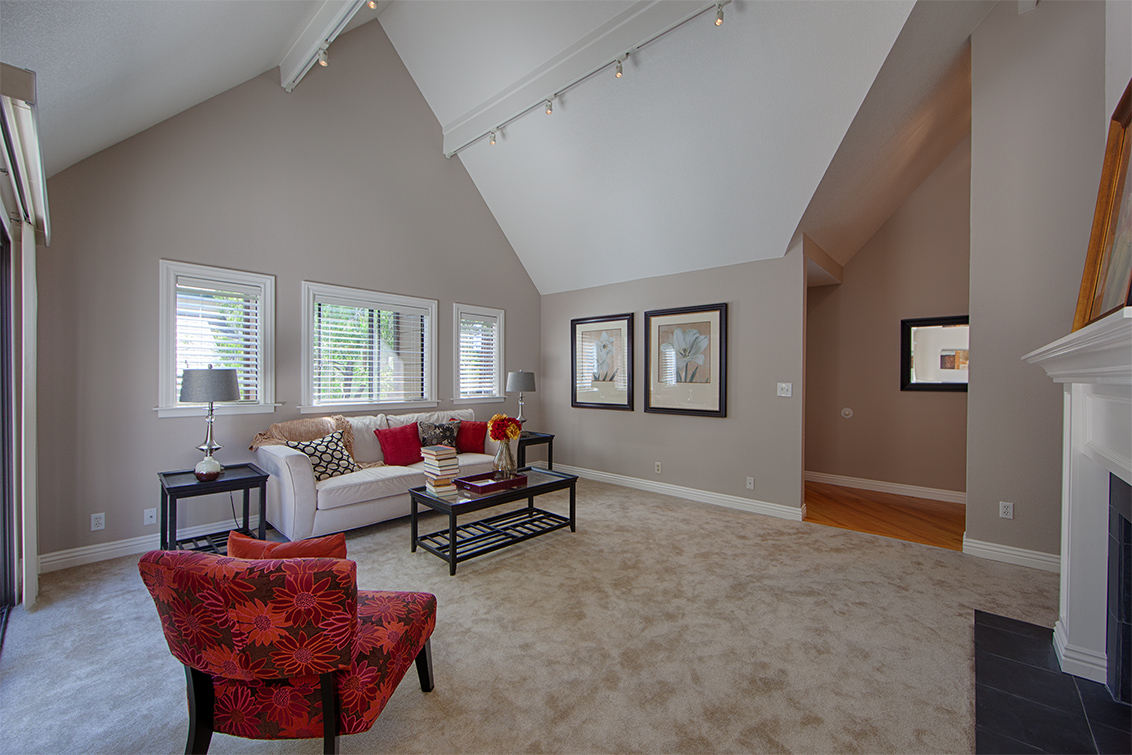 Living Room picture - 4152 Thain Way, Palo Alto 94306