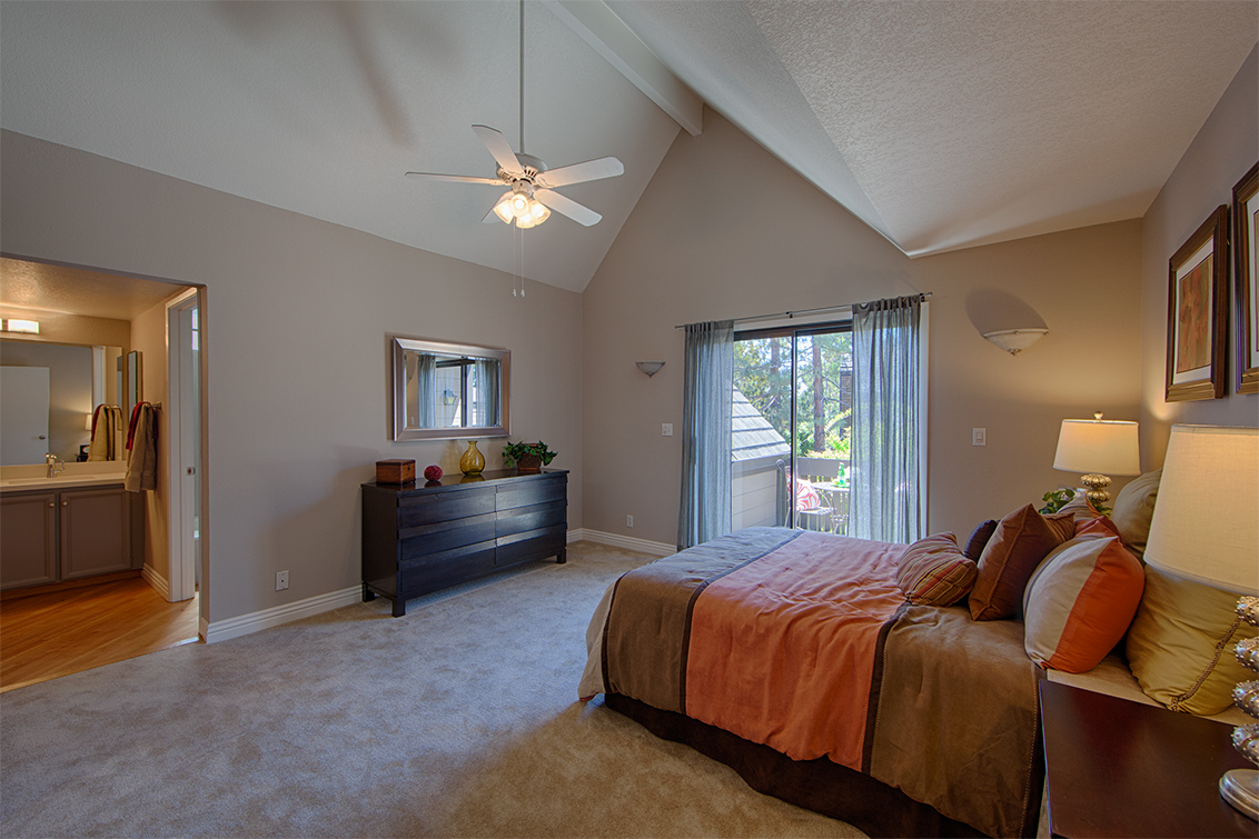 Master Bedroom picture - 4152 Thain Way, Palo Alto 94306