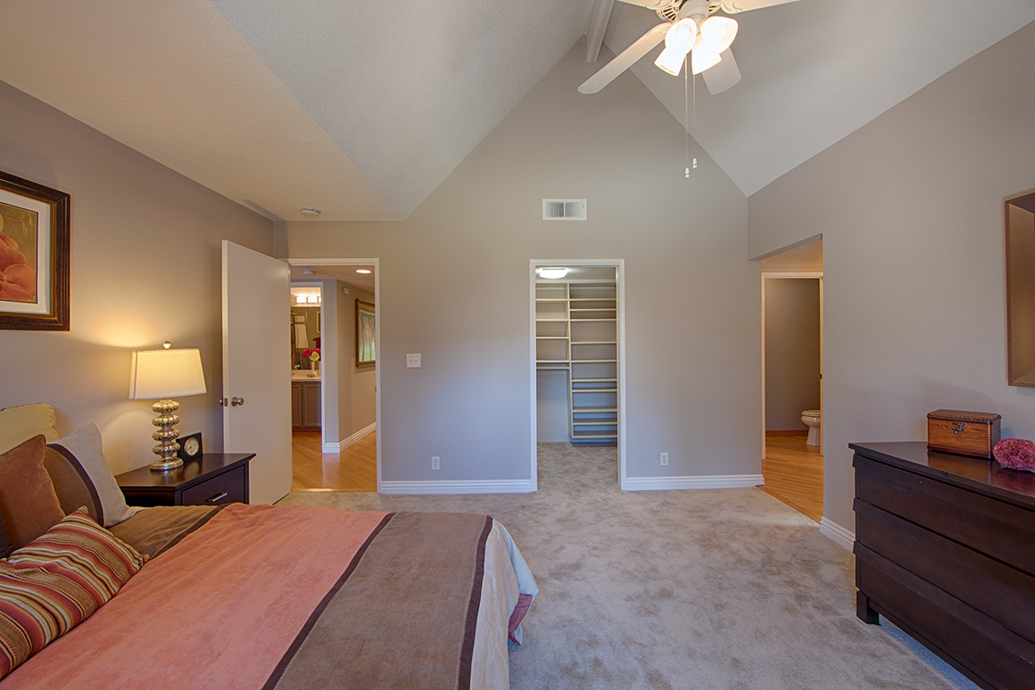 Master Bedroom picture - 4152 Thain Way, Palo Alto 94306