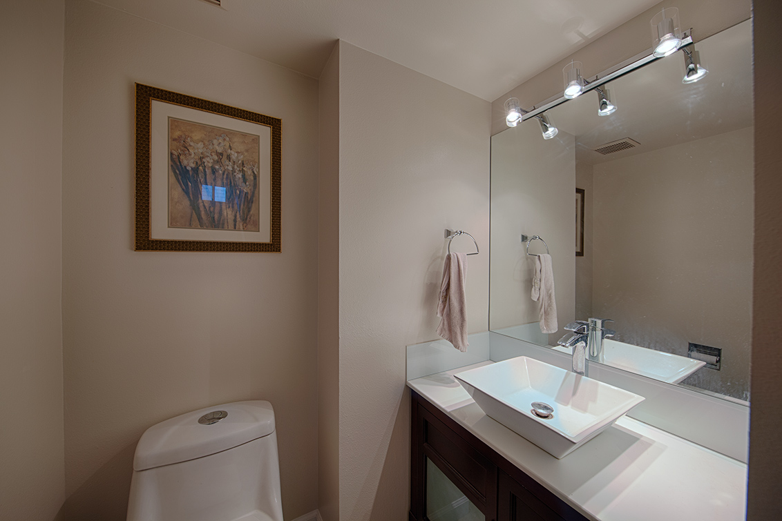 Half Bath (A) picture - 749 Loma Verde Ave #C, Palo Alto 94303