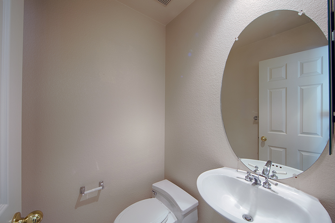 Half Bath (A) picture - 34295 Mimosa Ter, Fremont 94555