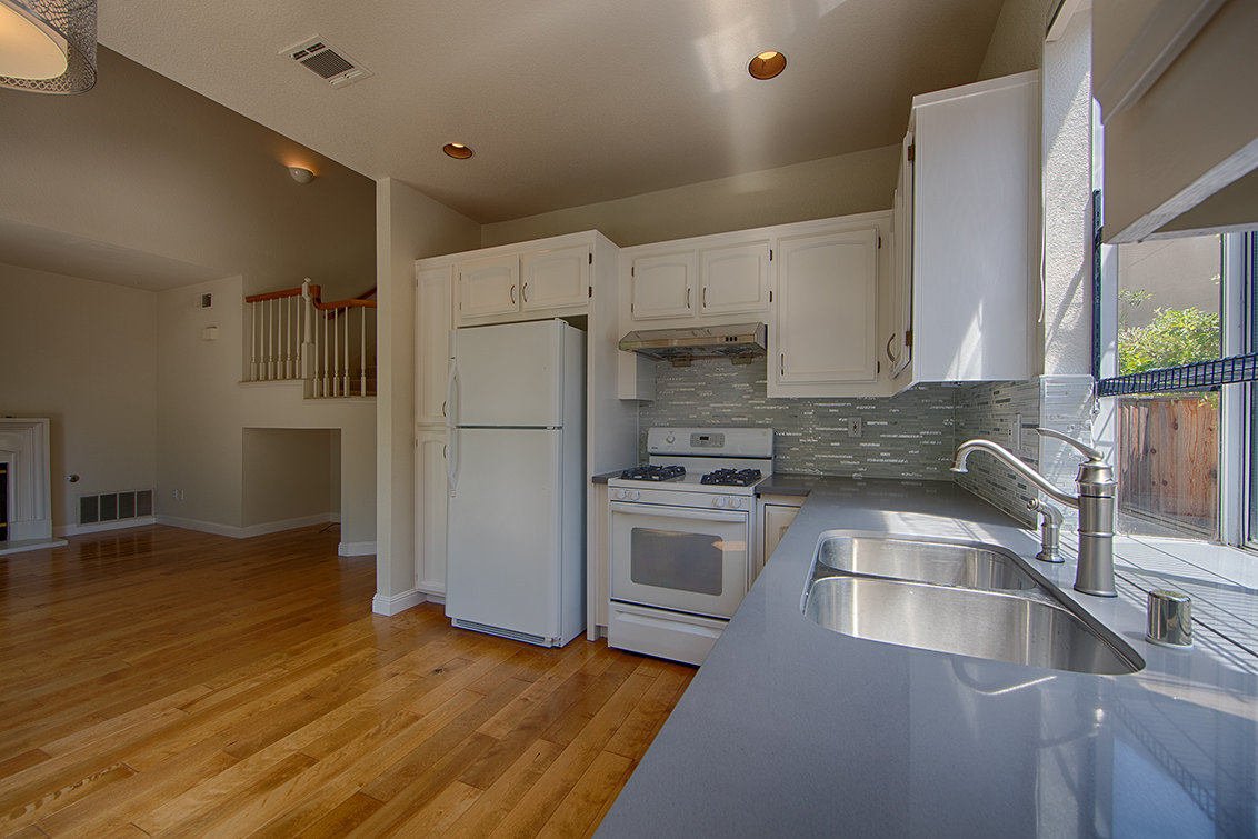 Kitchen (C) Picture - 34295 Mimosa Ter, Fremont 94555 Kitchen (C) picture - 34295 Mimosa Ter, Fremont 94555